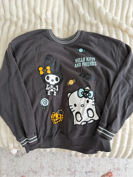 Tops - Hello Kitty Sweatshirt